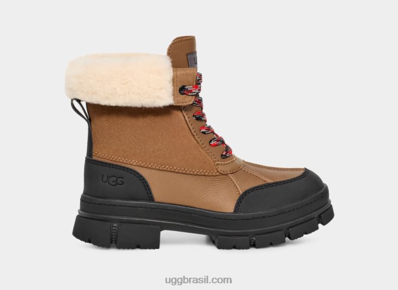 castanha 4VTTD548 UGG mulheres Ashton Addie